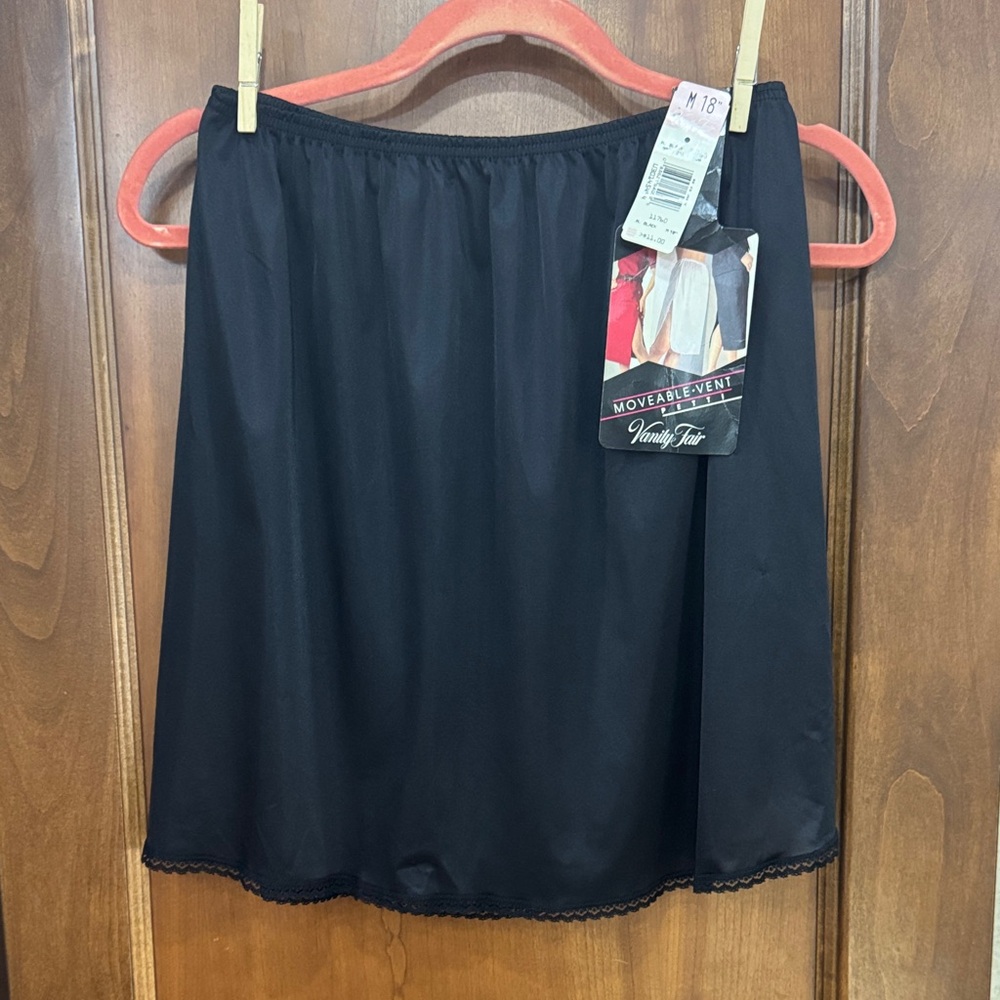 Vanity Fair Black Women's Slip medium